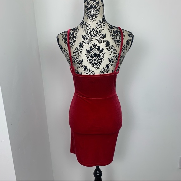 NWT Urban Heritage Red Velvet Bodycon Mini Dress - Picture 5 of 12
